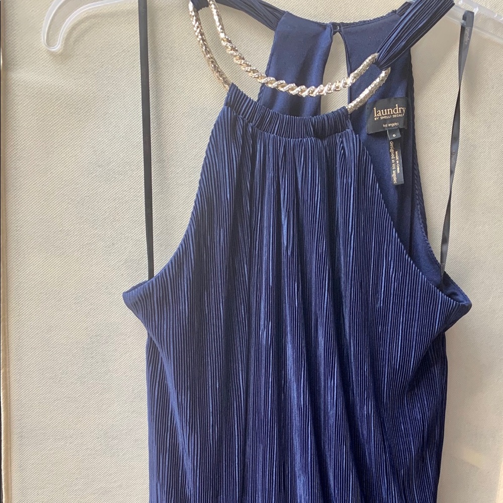 Laundry dress